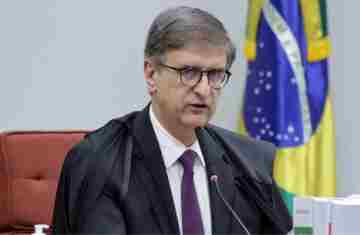 PGR se manifesta contra revisão da condenação de Bolsonaro